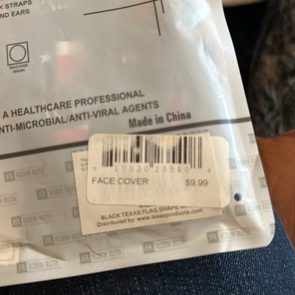 Texas washable and reusable face mask - new in package. - Picture 5 of 5